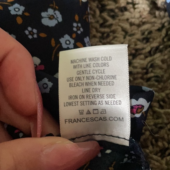 Floral Top - Picture 3 of 3